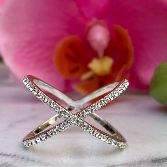 White Gold over alloy X Ring CZ cross band size 7.5 - Picture 2 of 8